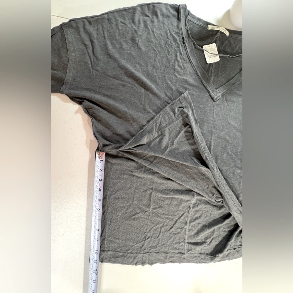 We the Free On My Mind V-Neck Shirt, Black but looks a dark Gray, Size Medium - Picture 5 of 10